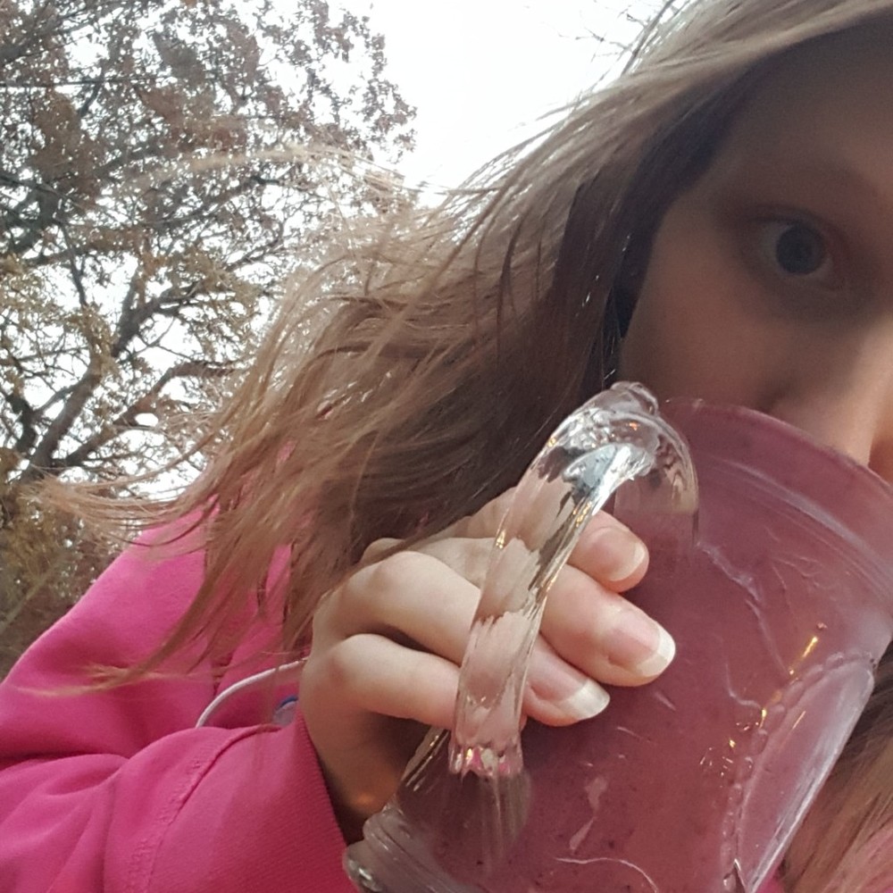 Meet your Posher, Kira